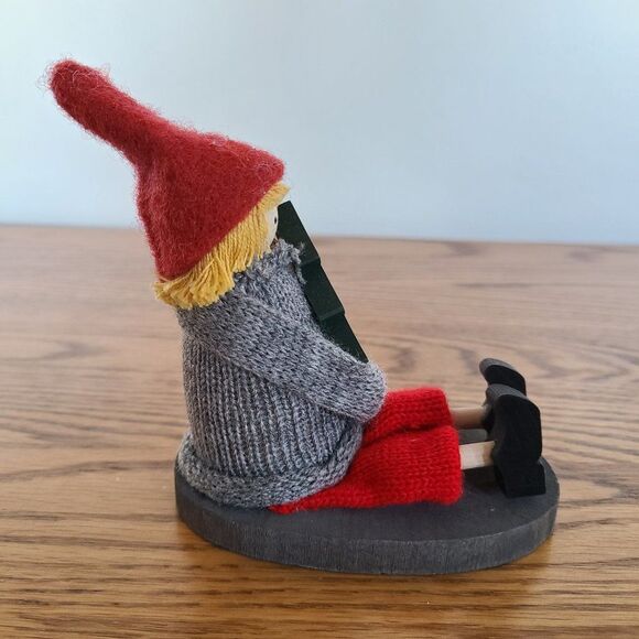 Handmade Sweden Larssons Tra Wood Christmas Figurine Girl on Sled Holding Tree - Picture 5 of 15